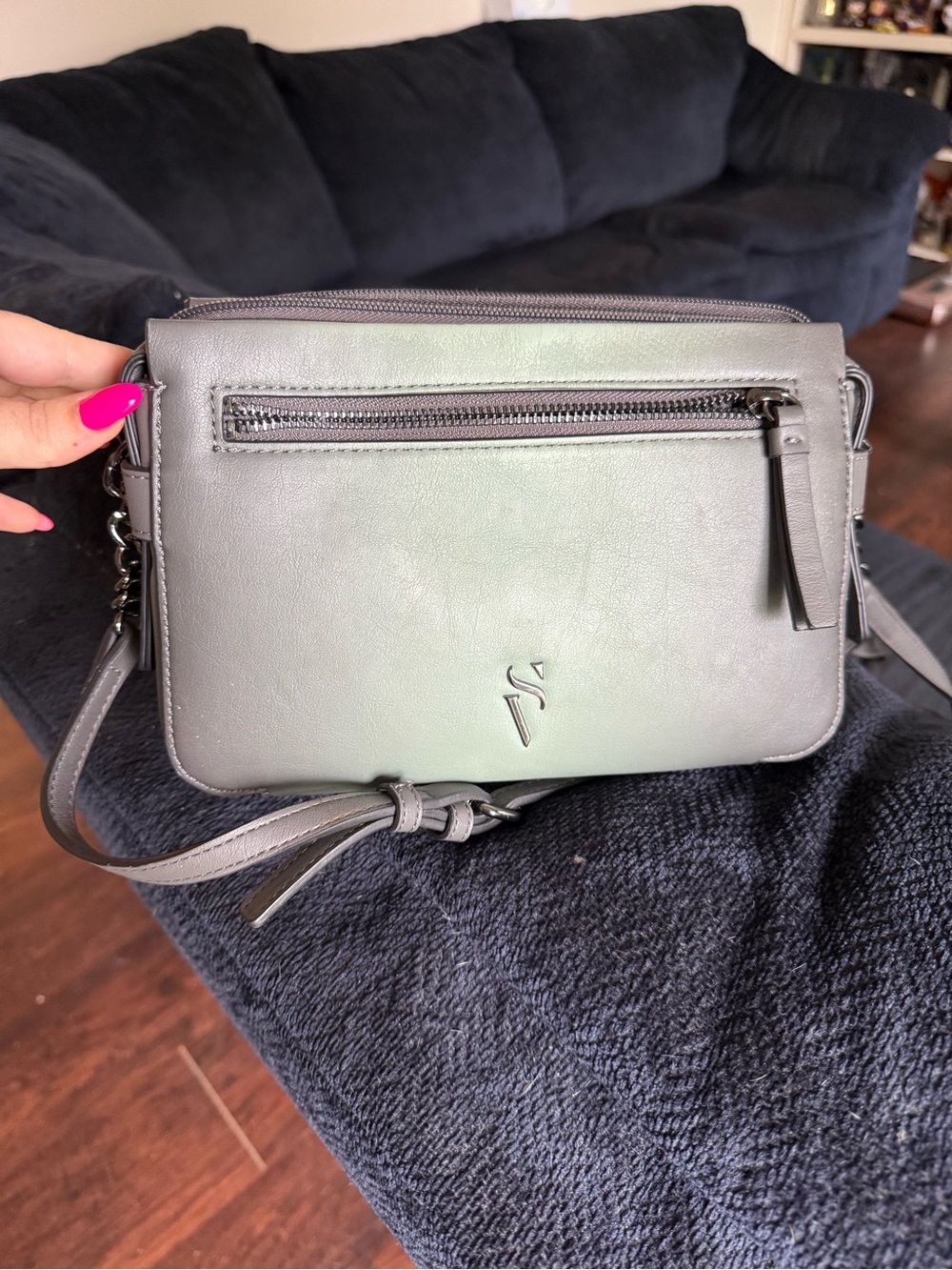 Women's Gray Crossbody Shoulder Bag - Sleek Minimalist Style
